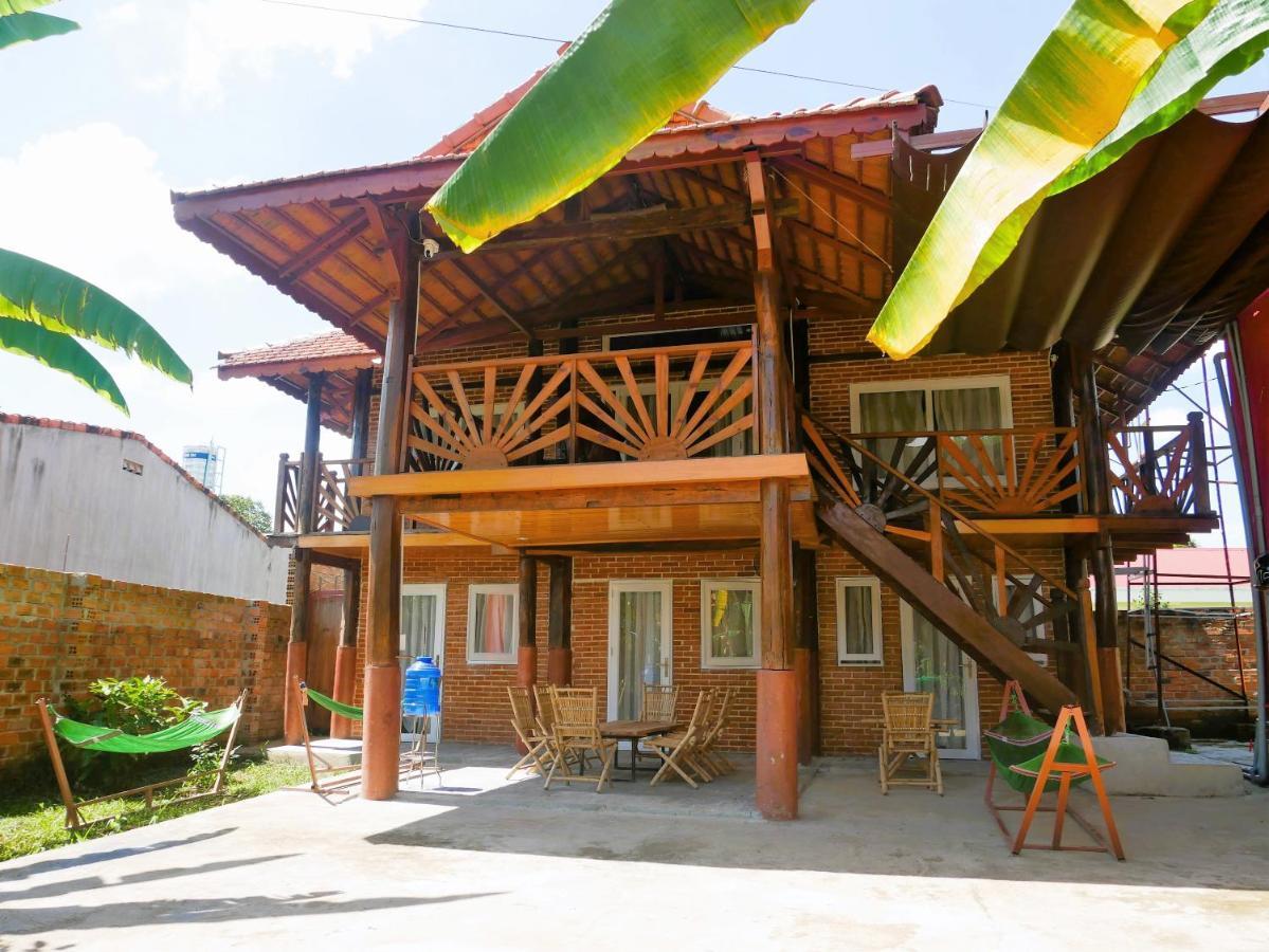 Xo Xon Homestay *